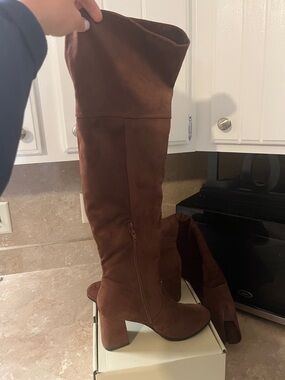 Over-the-Knee Suede Boots in Chestnut Brown - Classic Block Heel- worn once!